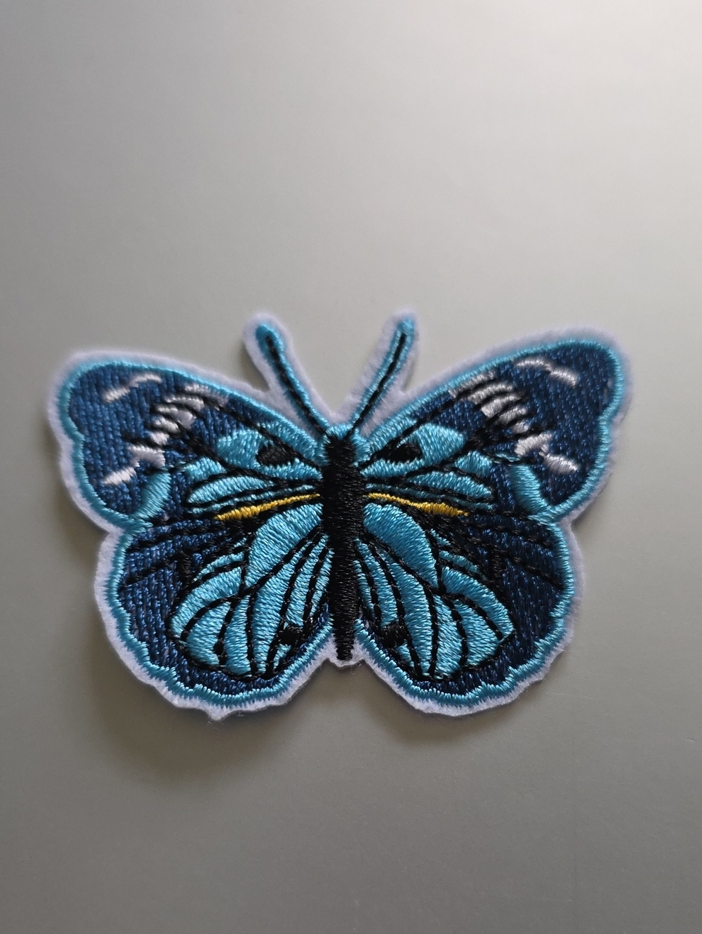 BUTTERFLY IRON ON